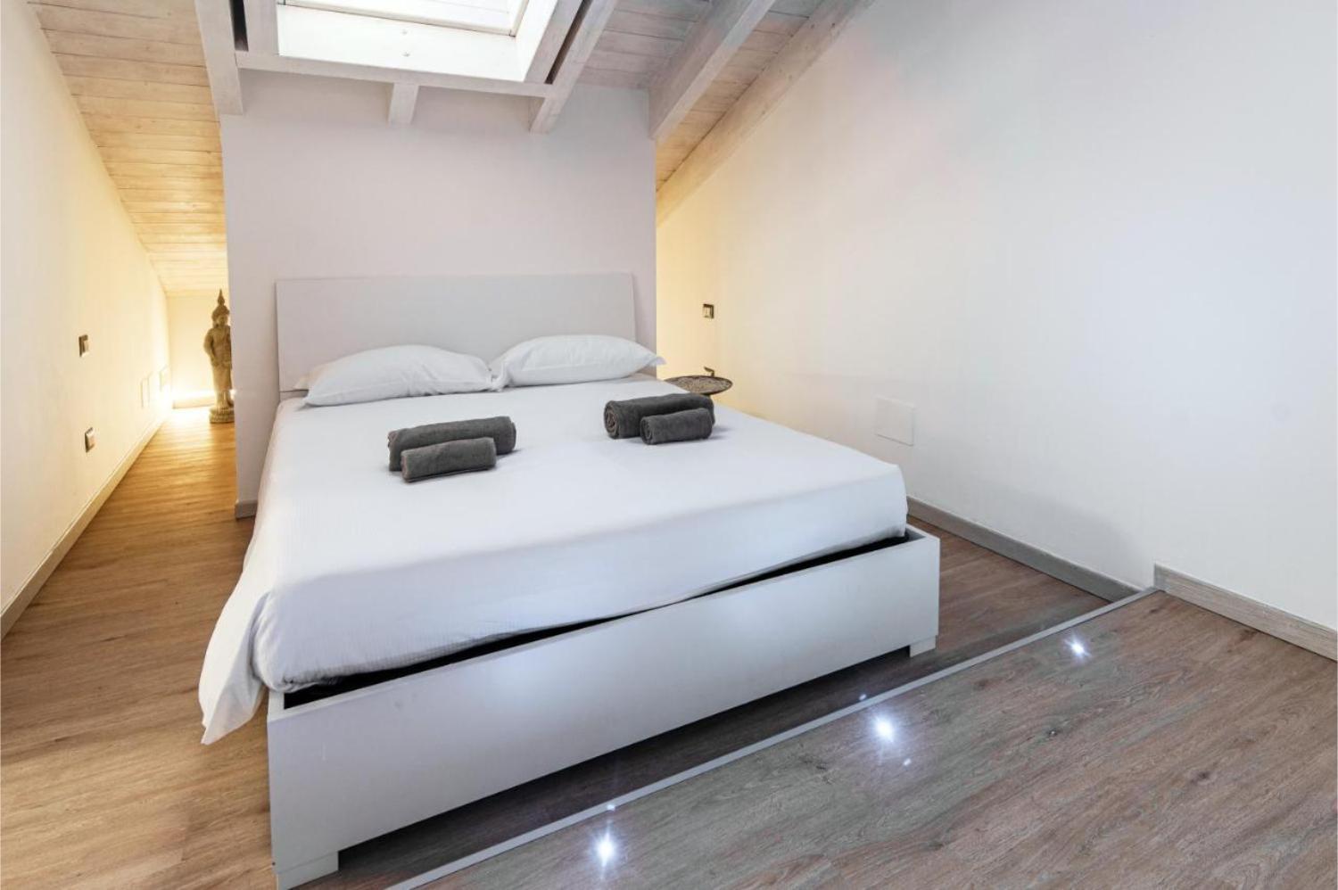 Incanto Del Lago - Como Lake Cosy Apartment Bagian luar foto